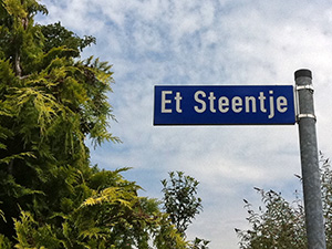 Straßenschild Et Steentje